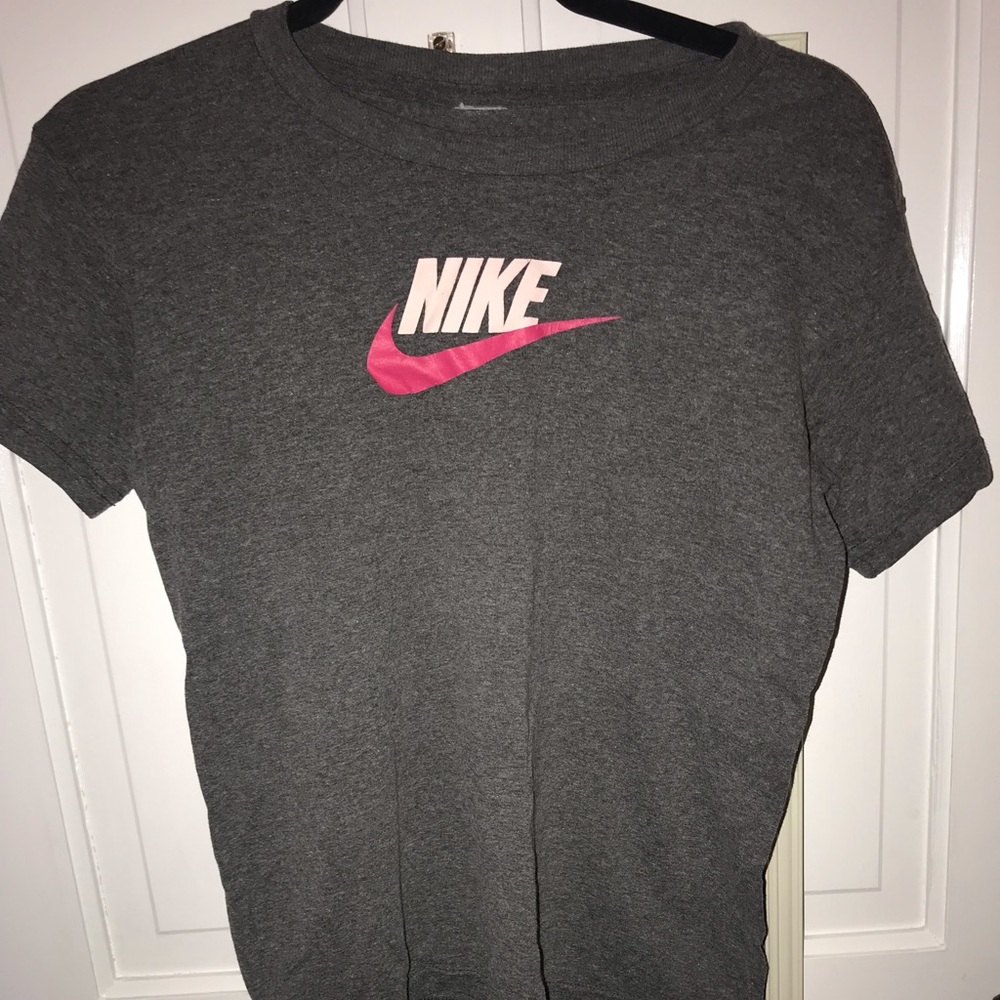Nike T-shirt